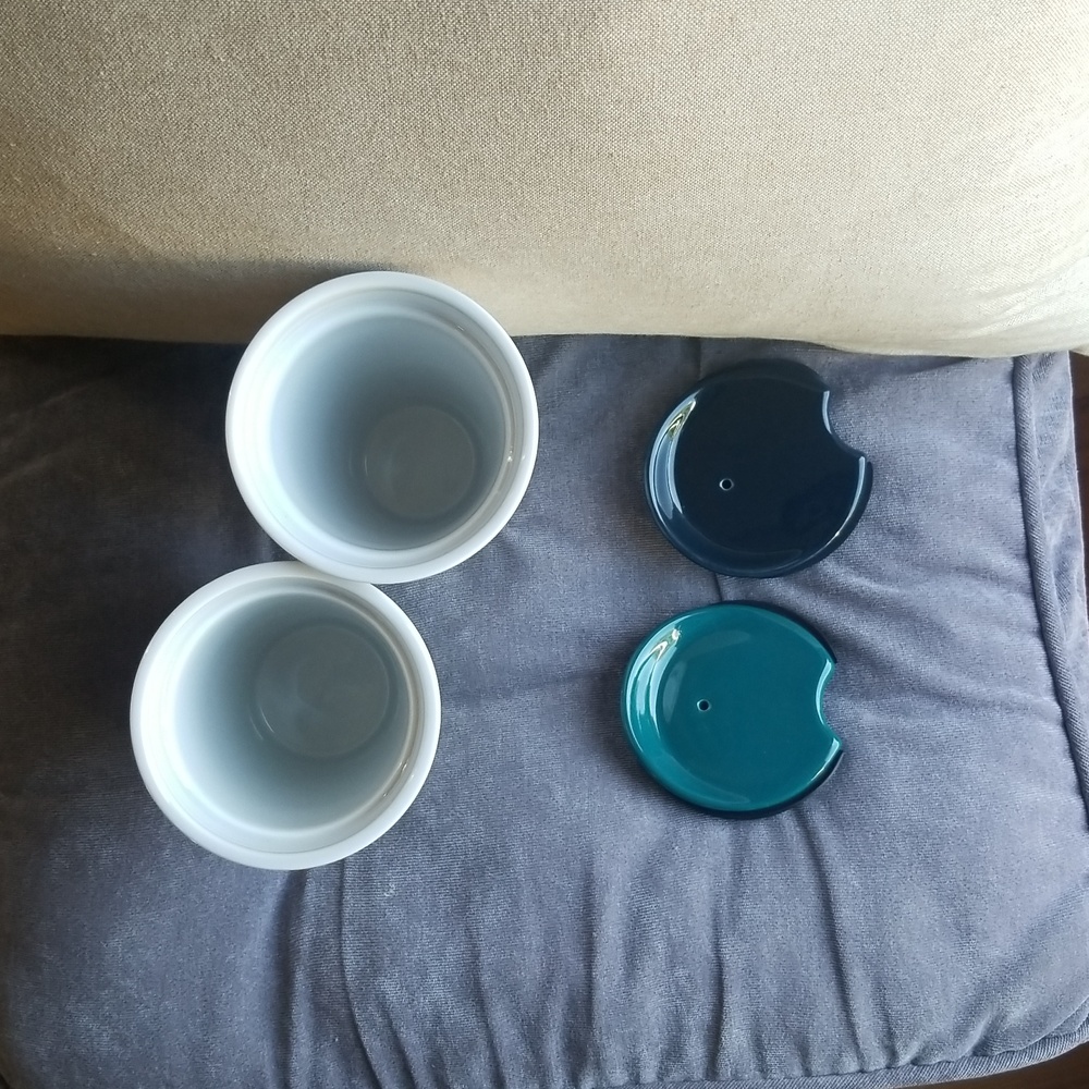 (2) Starbucks Drinking Mugs - Picture 5 of 5